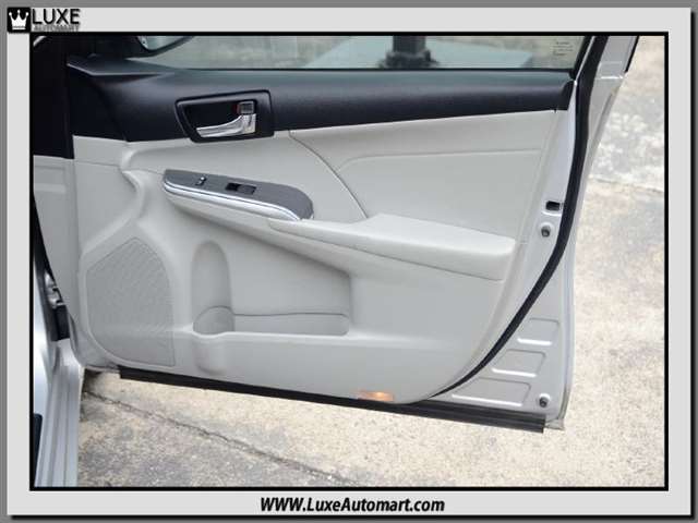 Toyota Camry 2014 photo 30